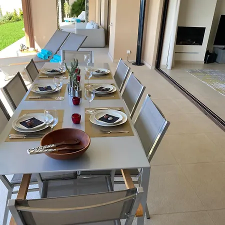 Apartment Olivos Real De La Quinta Luxury 3 Bed